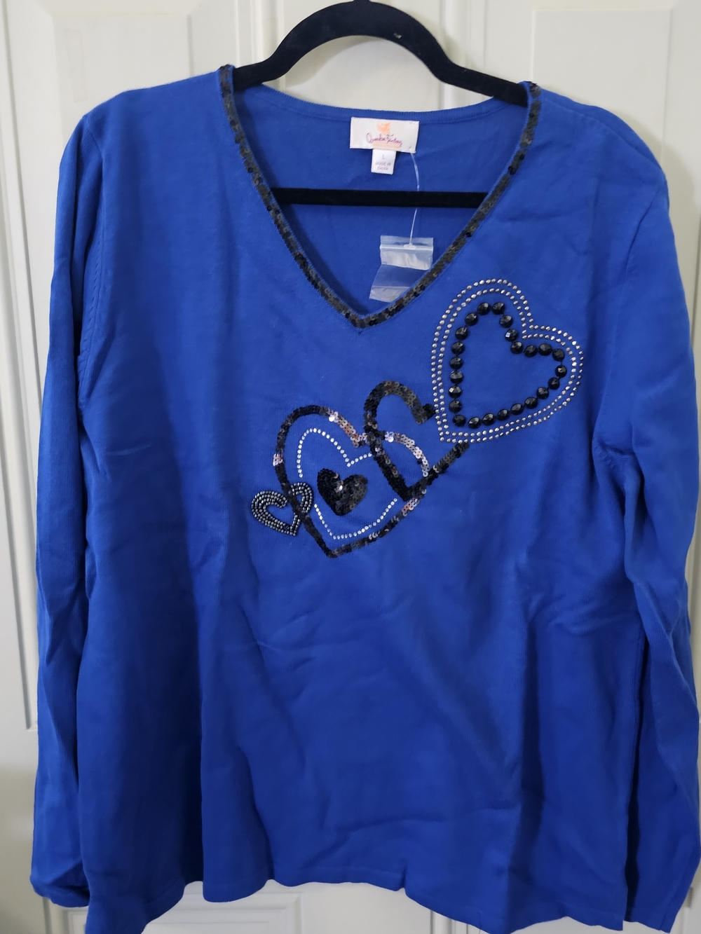Quacker Factory Blue V-Neck Heart Embellished Long Sleeve Sweater Large NWT